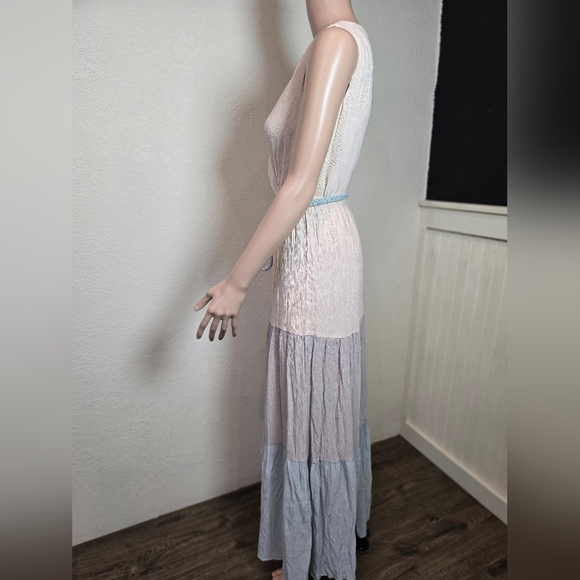 FLYING TOMATO Sz XS Beige Color Block Crinkle Gauze Ruffle Tier Maxi Dress Boho - Picture 6 of 14
